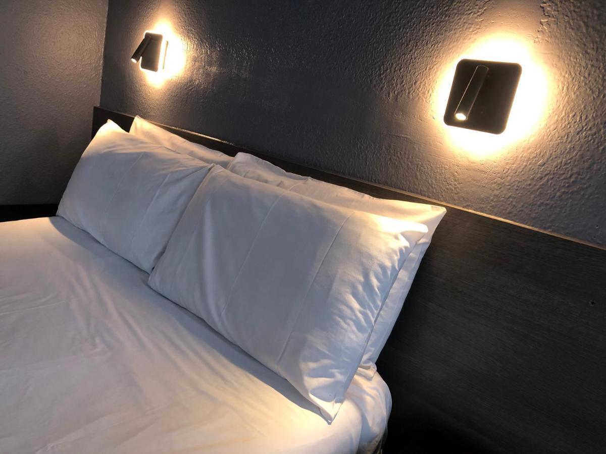 Capital One Hotel Bournemouth Esterno foto