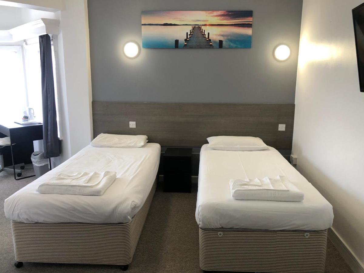 Capital One Hotel Bournemouth Esterno foto