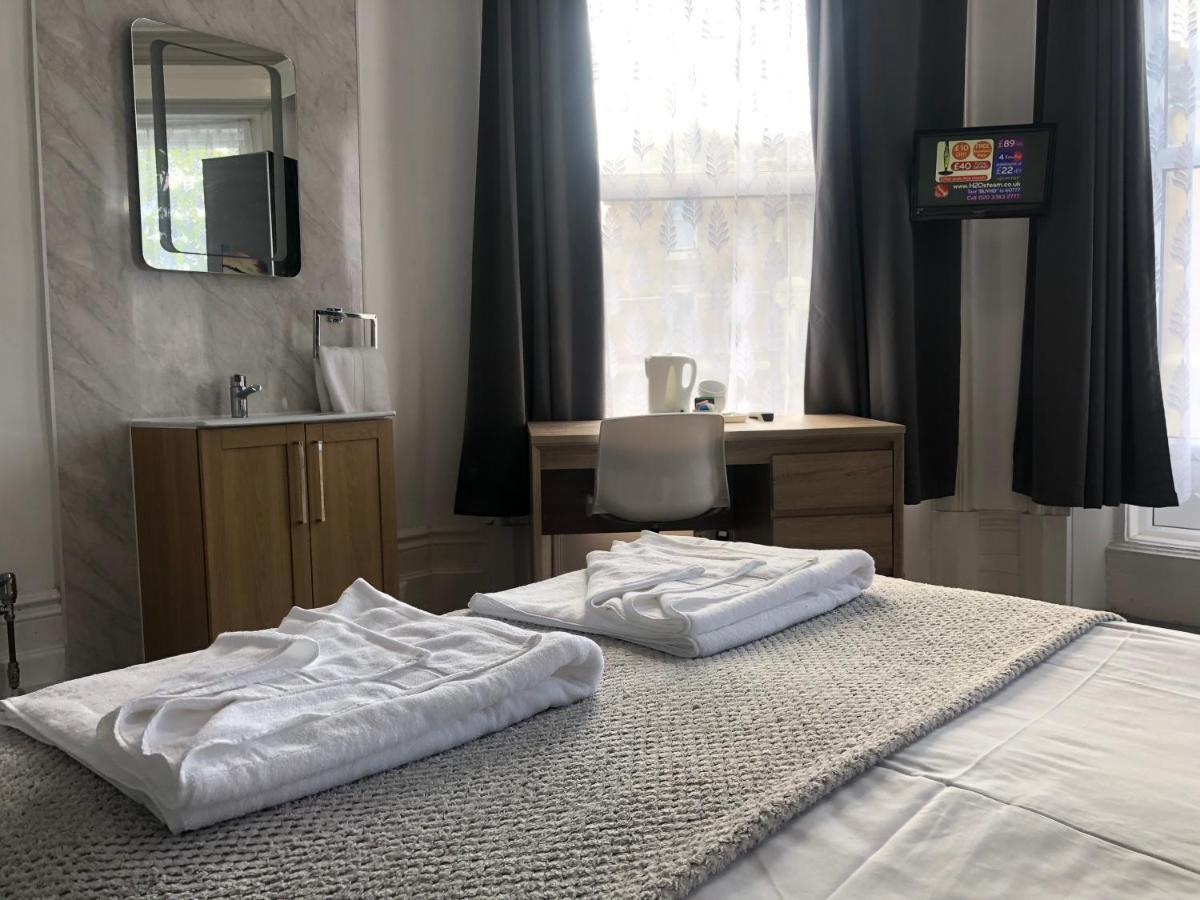 Capital One Hotel Bournemouth Esterno foto
