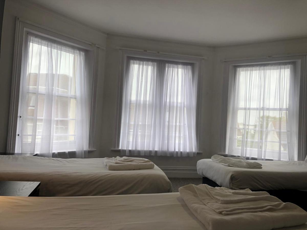 Capital One Hotel Bournemouth Esterno foto