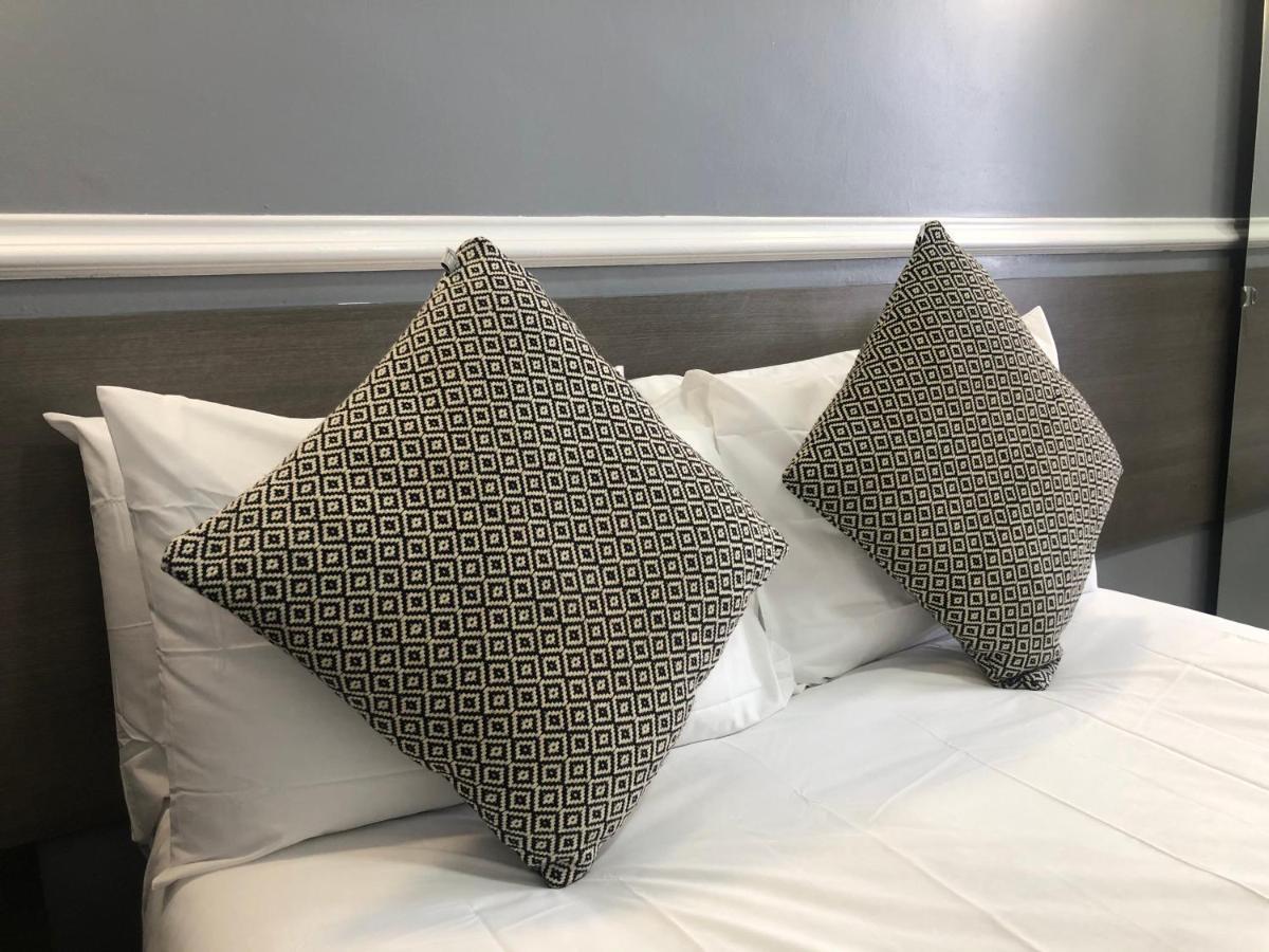 Capital One Hotel Bournemouth Esterno foto