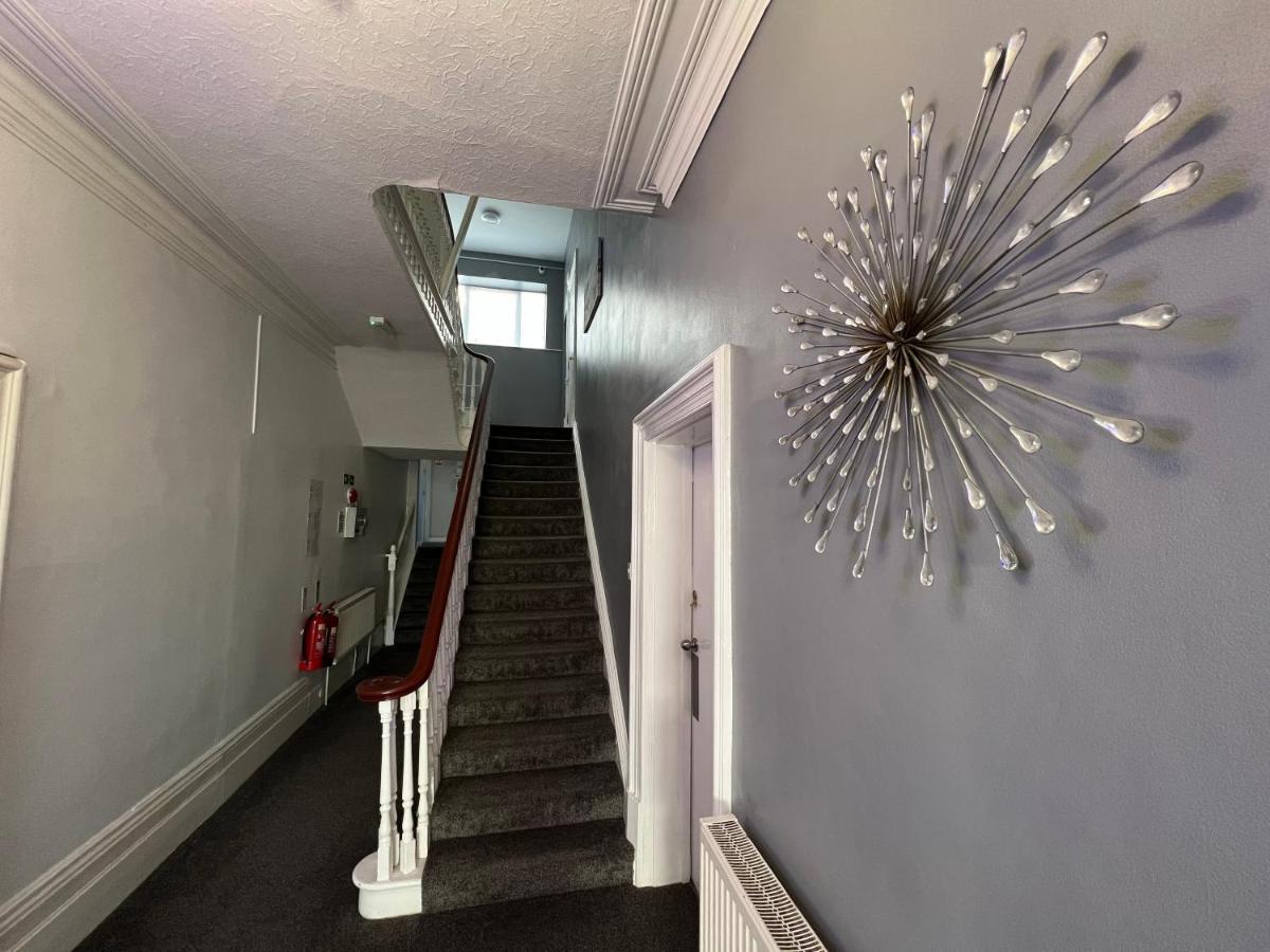 Capital One Hotel Bournemouth Esterno foto