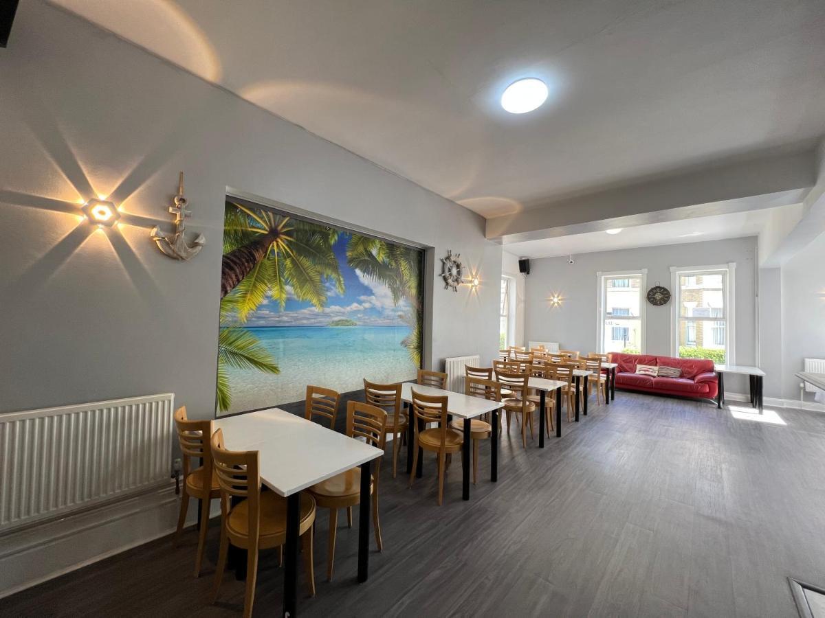 Capital One Hotel Bournemouth Esterno foto